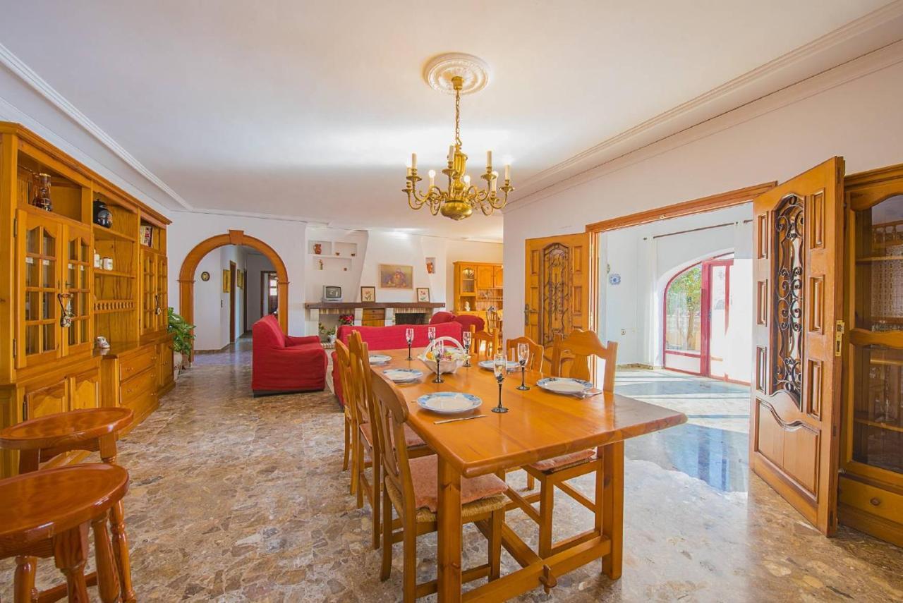 Villa Lina - Plusholidays Калпе Екстериор снимка